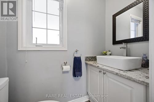 78 Mainprize Crescent, East Gwillimbury, ON - Indoor Photo Showing Bathroom