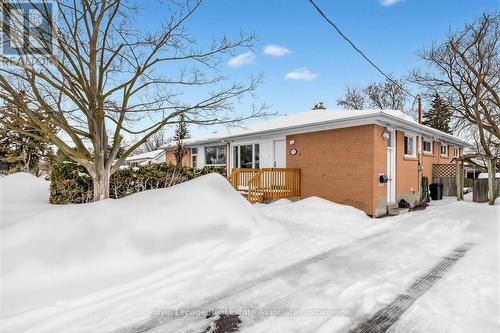 273 Bluegrass Boulevard, Richmond Hill, ON - Outdoor