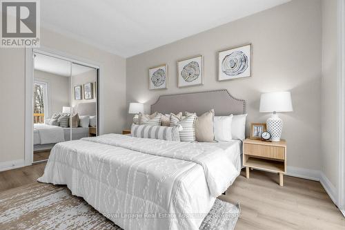 273 Bluegrass Boulevard, Richmond Hill, ON - Indoor Photo Showing Bedroom