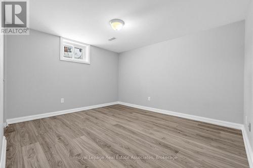 273 Bluegrass Boulevard, Richmond Hill, ON - Indoor Photo Showing Other Room