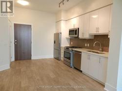 4502 - 3975 GRAND PARK DRIVE  Mississauga, ON L5B 4M6