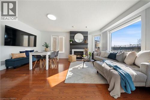 67 Wadsworth Crescent, Cambridge, ON - Indoor Photo Showing Living Room With Fireplace