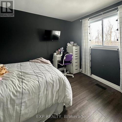 578 Highland Crescent, Brock (Beaverton), ON - Indoor Photo Showing Bedroom