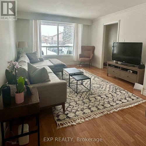 578 Highland Crescent, Brock (Beaverton), ON - Indoor Photo Showing Living Room