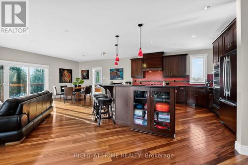 1641 Bearhill Road, Ottawa, ON - Indoor