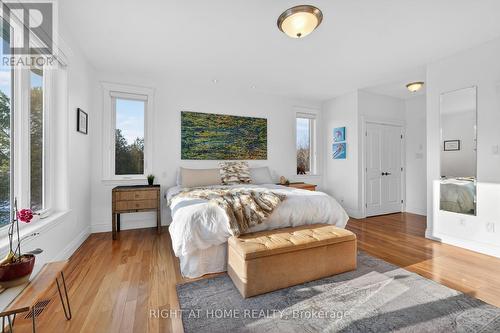 1641 Bearhill Road, Ottawa, ON - Indoor Photo Showing Bedroom
