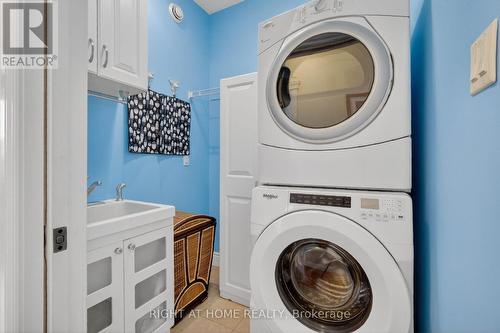1641 Bearhill Road, Ottawa, ON - Indoor Photo Showing Laundry Room