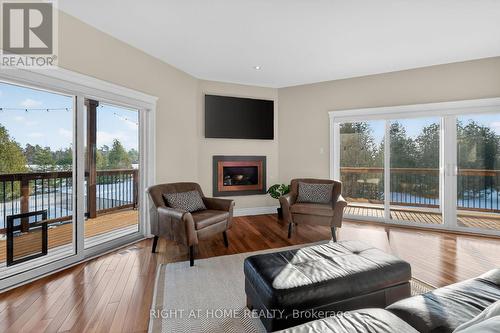 1641 Bearhill Road, Ottawa, ON - Indoor Photo Showing Living Room With Fireplace