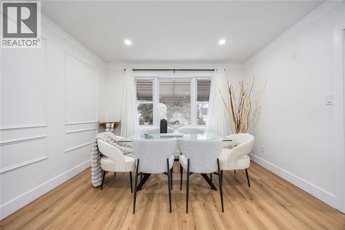 924 London Road, Sarnia, ON - Indoor Photo Showing Dining Room