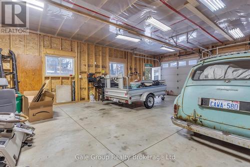 316 Bruce Street, Woodstock (Woodstock - South), ON - Indoor Photo Showing Garage