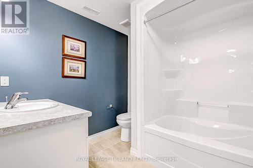 52 Charter Creek Court, St. Thomas, ON - Indoor Photo Showing Bathroom