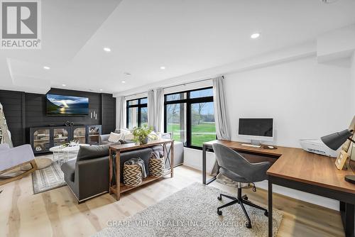 1671 County Rd 43 Road, North Grenville, ON - Indoor Photo Showing Office