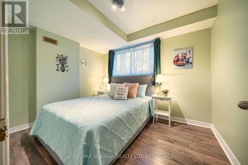 90 Mary Street, Niagara-On-The-Lake (Town), ON - Indoor Photo Showing Bedroom