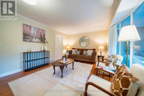 90 Mary Street, Niagara-On-The-Lake (Town), ON - Indoor Photo Showing Living Room