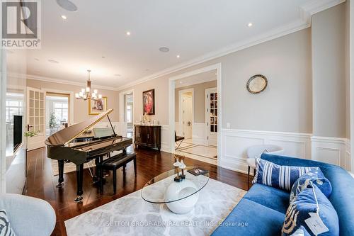 669 Bedford Park Avenue, Toronto, ON - Indoor