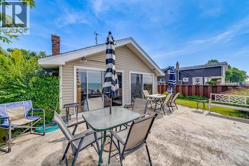 499 Lakeside Drive, Harrow, ON - Outdoor With Deck Patio Veranda With Exterior