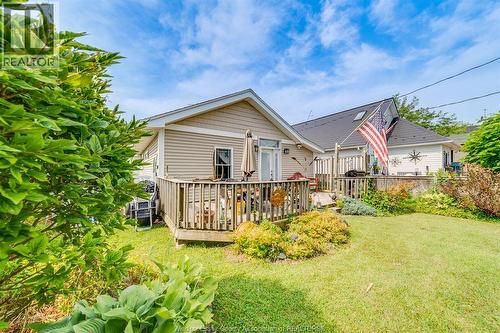 499 Lakeside Drive, Harrow, ON - Outdoor With Deck Patio Veranda