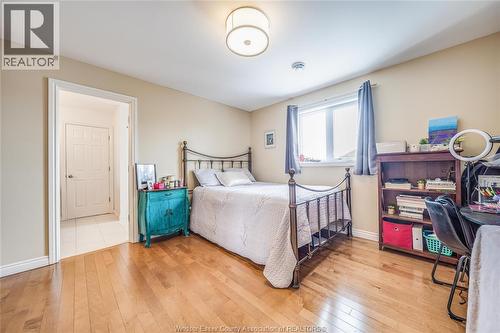 12337 Candlewood Drive, Tecumseh, ON - Indoor Photo Showing Bedroom