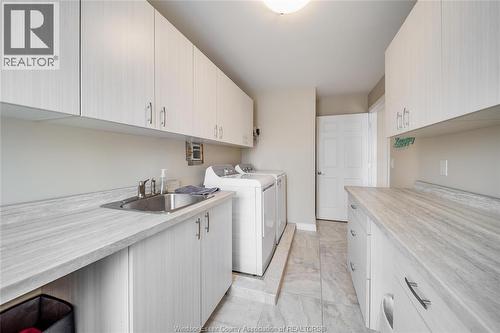 12337 Candlewood Drive, Tecumseh, ON - Indoor Photo Showing Laundry Room