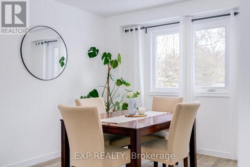104 Stuart Street, Whitchurch-Stouffville, ON - Indoor Photo Showing Dining Room