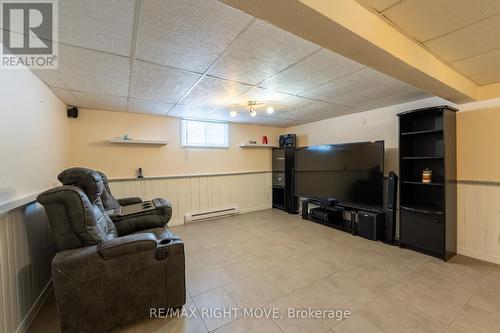 3304 Goldstein Road, Severn, ON - Indoor Photo Showing Basement