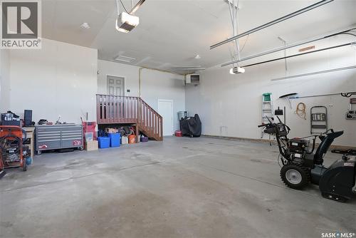 311 Mahabir Court, Saskatoon, SK - Indoor Photo Showing Garage