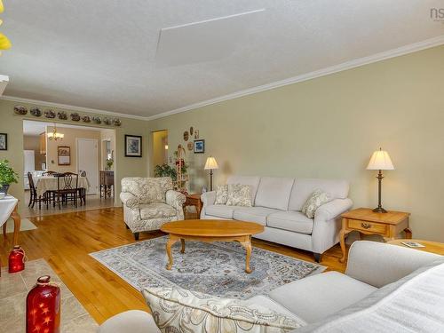 5442 Highway 2, Grand Lake, NS 