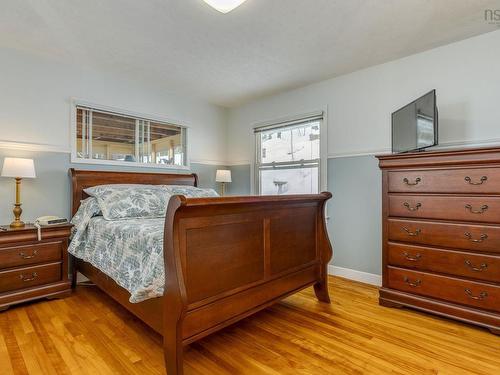 5442 Highway 2, Grand Lake, NS 