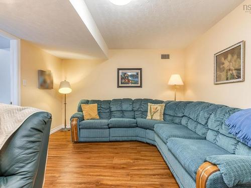 5442 Highway 2, Grand Lake, NS 