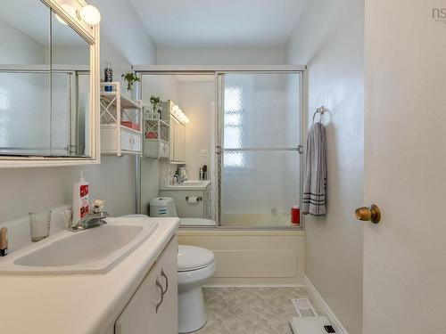 5442 Highway 2, Grand Lake, NS 