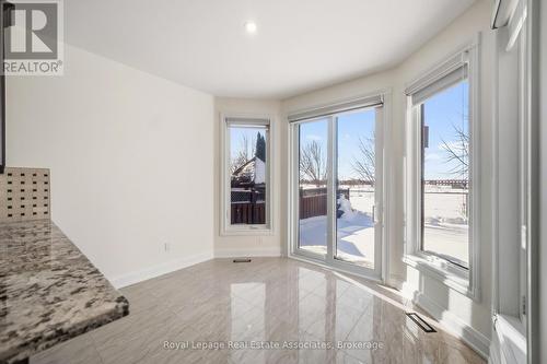 5836 Terrapark Trail, Mississauga, ON - Indoor Photo Showing Other Room