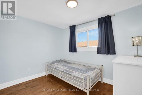 52 - 1080 Walden Circle, Mississauga, ON - Indoor Photo Showing Bedroom
