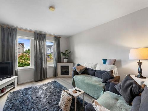 102 Avenue Du Portage, Dartmouth, NS 