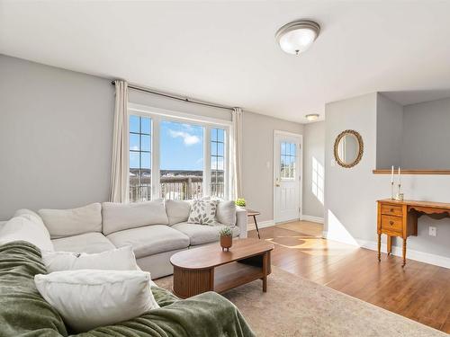 17 Harbourview Inn Loop, Salmon River Bridge, NS 