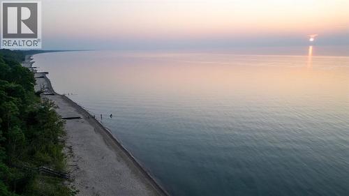 7031 Blue Coast Heights, Plympton-Wyoming, ON 