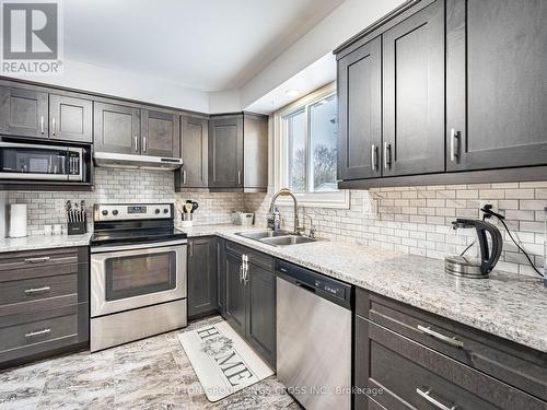 11 Bellefield Crescent, Wellington North, ON - Indoor Photo Showing Kitchen With Double Sink With Upgraded Kitchen