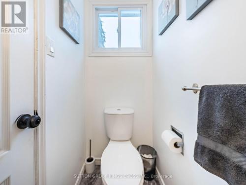11 Bellefield Crescent, Wellington North, ON - Indoor Photo Showing Bathroom