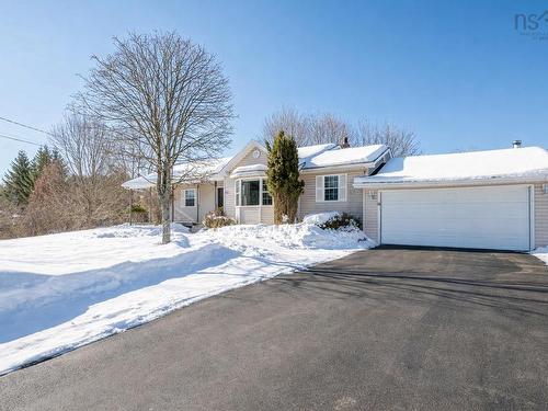 24 Rand Street, Hantsport, NS 