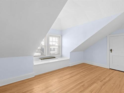 1588 Chestnut Street, Halifax, NS 