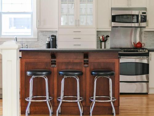 1588 Chestnut Street, Halifax, NS 