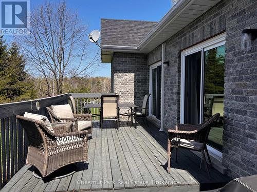 28 Boyd Crescent, Oro-Medonte (Moonstone), ON - Outdoor With Deck Patio Veranda With Exterior