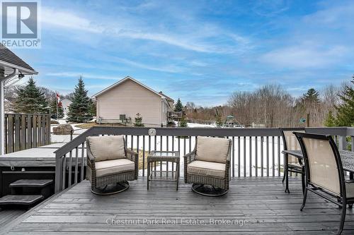 28 Boyd Crescent, Oro-Medonte (Moonstone), ON - Outdoor With Deck Patio Veranda With Exterior