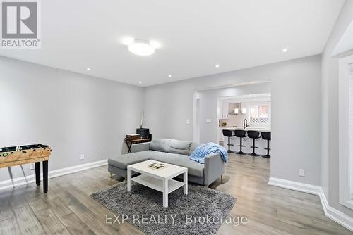41 Keefer Road, Thorold, ON - Indoor Photo Showing Living Room