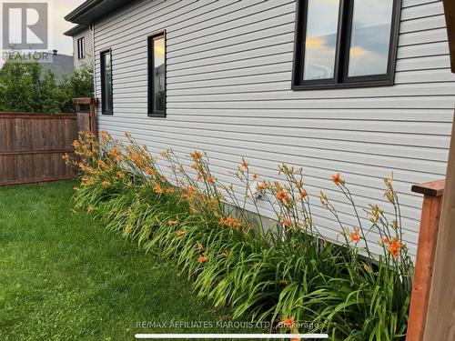 51 Nancy Street, Russell, ON - Outdoor