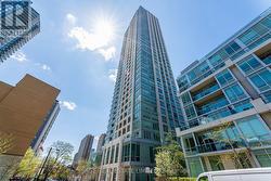 809 - 120 HOMEWOOD AVENUE  Toronto, ON M4Y 2J3