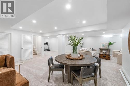 256 Pentilly Road, Tecumseh, ON - Indoor Photo Showing Dining Room