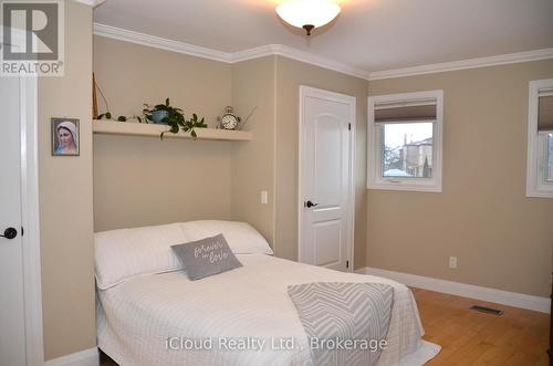 6539 Tripoli Terrace, Mississauga, ON - Indoor Photo Showing Bedroom