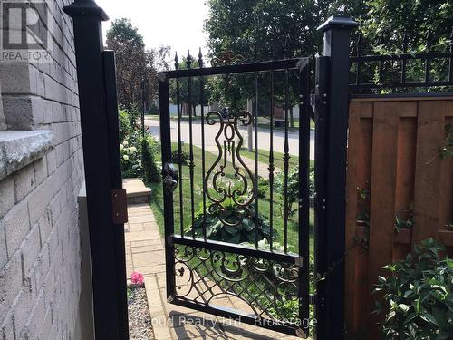 6539 Tripoli Terrace, Mississauga, ON - Outdoor