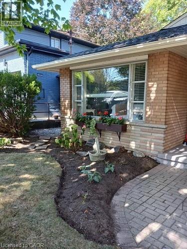 14 Hearth Crescent, Kitchener, ON - Outdoor