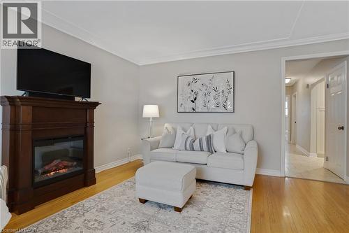 14 Hearth Crescent, Kitchener, ON - Indoor Photo Showing Living Room With Fireplace